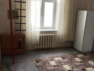 3-комн. квартира, 74 м², 2/5 этаж