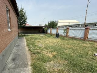  дом, 180 м², 12 соток