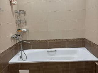  дом, 280 м², 8 соток