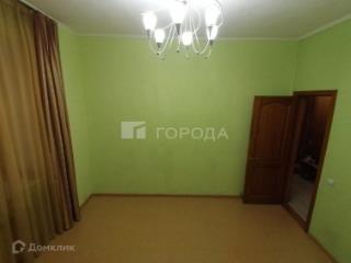 2-комн. квартира, 56 м², 2/5 этаж