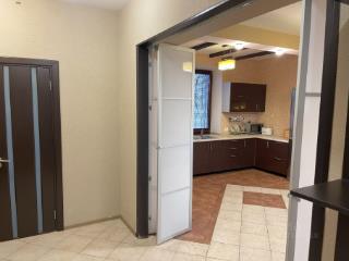 3-этажный дом, 226 м², 20 соток