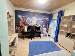 2-этажный коттедж, 350 м², 16 соток