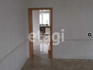 3-этажный дом, 360 м², 10.89 соток