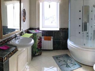 8-комн. квартира, 226 м², 4/5 этаж