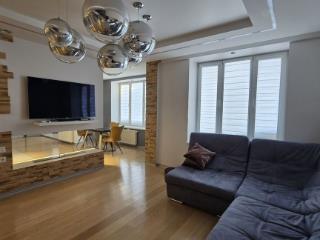 5-комн. квартира, 132.5 м², 9/10 этаж