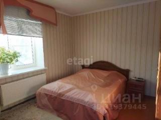 3-этажный дом, 300.7 м², 12.75 соток