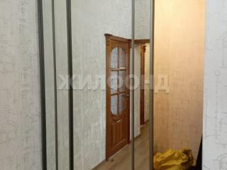  дом, 220 м², 8 соток