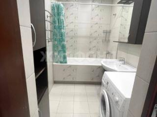 2-комн. квартира, 65 м², 7/15 этаж