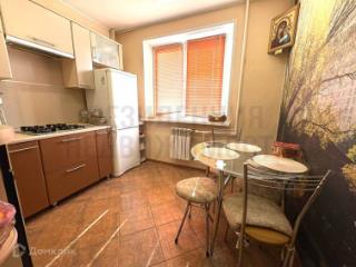 2-комн. квартира, 53 м², 4/5 этаж