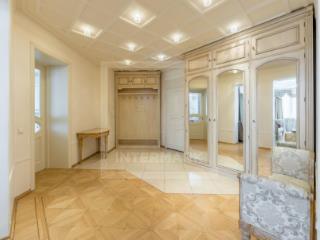 4-комн. квартира, 180 м², 12/12 этаж