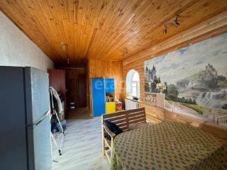 3-этажный дом, 222.9 м², 8.2 соток