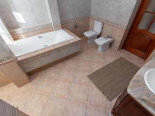 3-комн. квартира, 146.2 м², 7/10 этаж