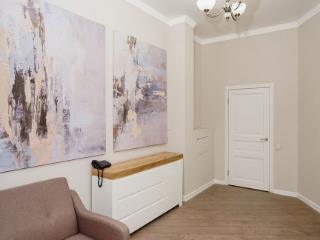 1-комн. квартира, 65.2 м², 1/6 этаж