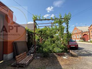 3-этажный дом, 333 м², 7 соток