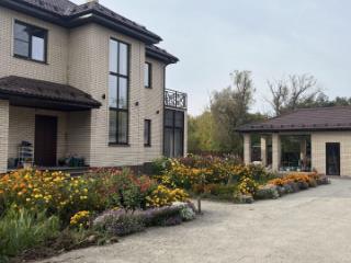 2-этажный дом, 230 м², 16.5 соток