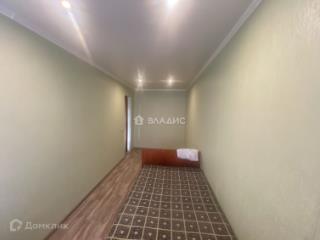 2-комн. квартира, 42 м², 4/5 этаж