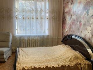 2-комн. квартира, 56 м², 2/5 этаж