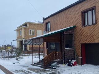  дом, 300 м², 5 соток