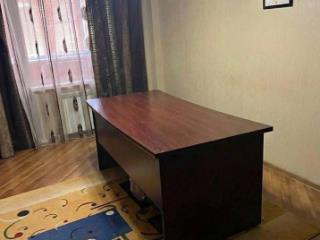 4-комн. квартира, 100 м², 1/5 этаж