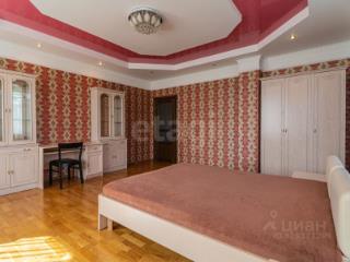 3-этажный дом, 495 м², 20 соток