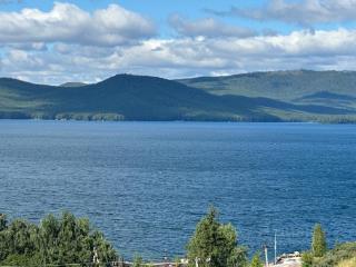 3-этажный коттедж, 552 м², 14 соток