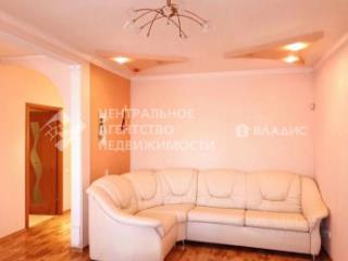 2-комн. квартира, 90 м², 3/6 этаж