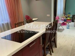 2-комн. квартира, 728 м², 8/17 этаж