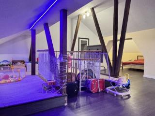  коттедж, 268.8 м², 8.2 соток