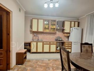 3-комн. квартира, 84 м², 3/10 этаж