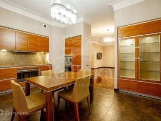 5-комн. квартира, 187.8 м², 4/8 этаж