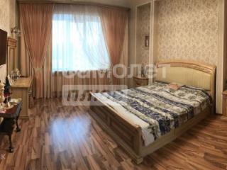 8-комн. квартира, 226.8 м², 4/5 этаж