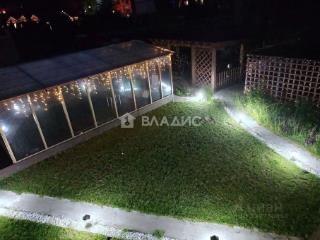 3-этажный дом, 250 м², 7.38 соток