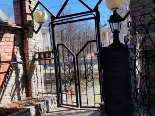  коттедж, 300 м², 7 соток