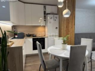 2-комн. квартира, 72 м², 2/9 этаж
