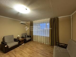 2-комн. квартира, 65 м², 3/14 этаж
