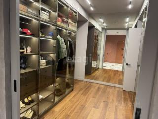 3-комн. квартира, 198 м², 2/12 этаж