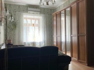 5-комн. квартира, 180 м², 2/4 этаж