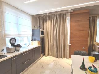 3-комн. квартира, 145.5 м², 5/14 этаж