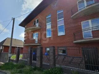  таунхаус, 540 м², 8 соток