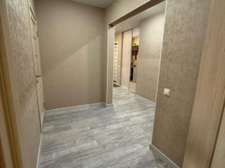 3-комн. квартира, 80.6 м², 2/10 этаж