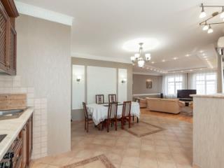 3-комн. квартира, 146.2 м², 7/10 этаж