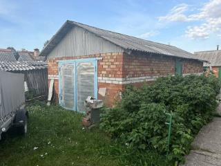  дом, 180 м², 17 соток