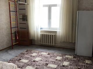 3-комн. квартира, 74 м², 2/5 этаж