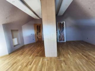 3-этажный дом, 260 м², 15 соток