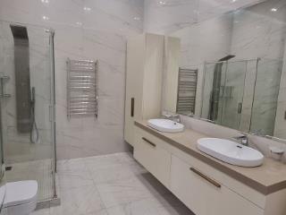 5-комн. квартира, 231.1 м², 4/7 этаж