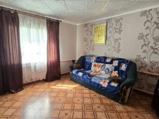  дом, 223 м², 14 соток