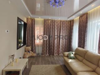  дом, 320 м², 10 соток