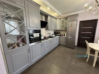2-этажный дом, 200 м², 4 сотки