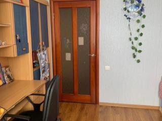 4-комн. квартира, 100 м², 1/5 этаж