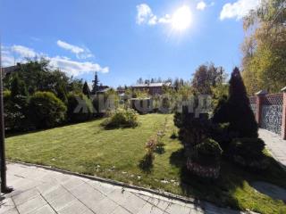  дом, 292 м², 13.47 соток